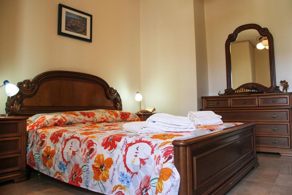 Casa Dada Apartment Cefalu Room photo